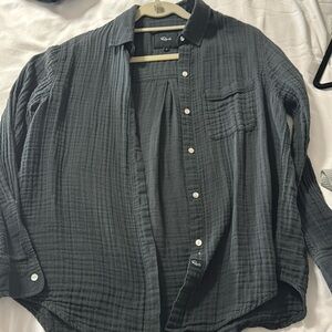 Rails Ellis button down